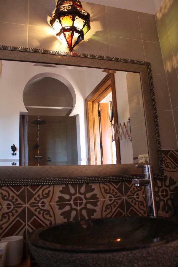 Boutique Bed & Breakfast Casa Utopia Alcaucin Bagian luar foto