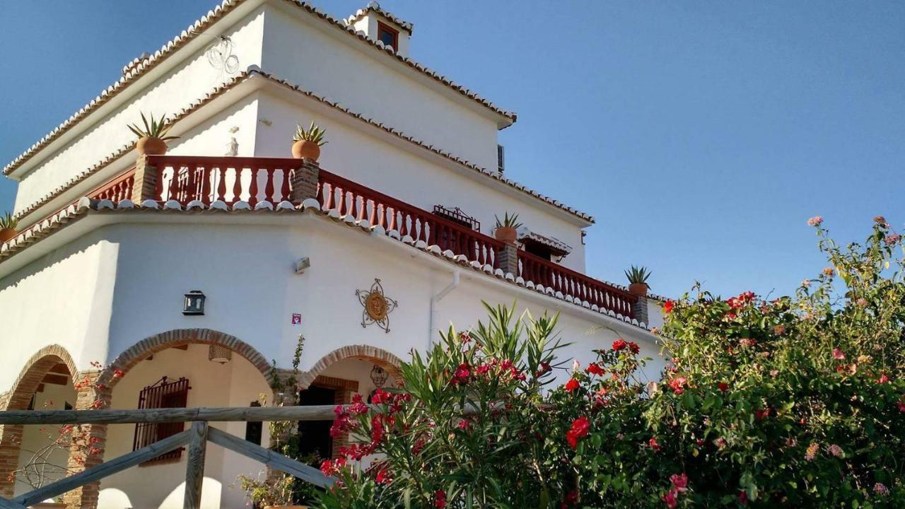 Boutique Bed & Breakfast Casa Utopia Alcaucin Bagian luar foto
